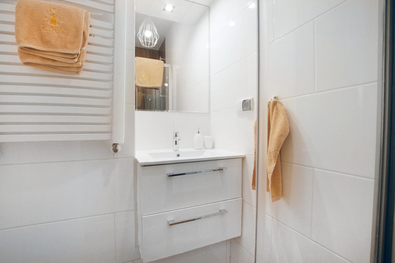 Duarte Apartamenty Wroclaw Ngoại thất bức ảnh